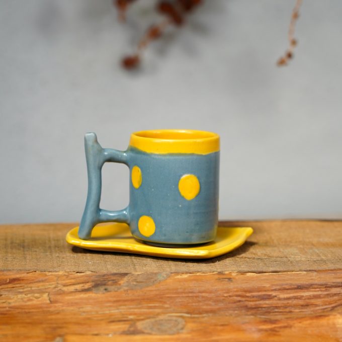 Double espresso cup with saucer "Polka dots"
