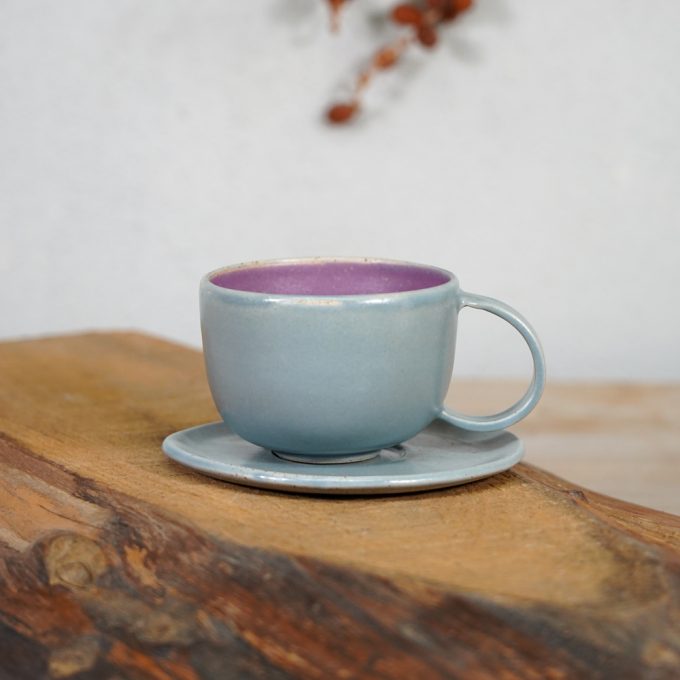 Double coloured cappuccino mug with saucer