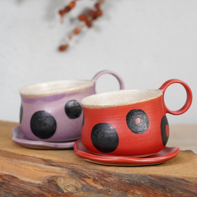Coffee mug with saucer "Polka dots"