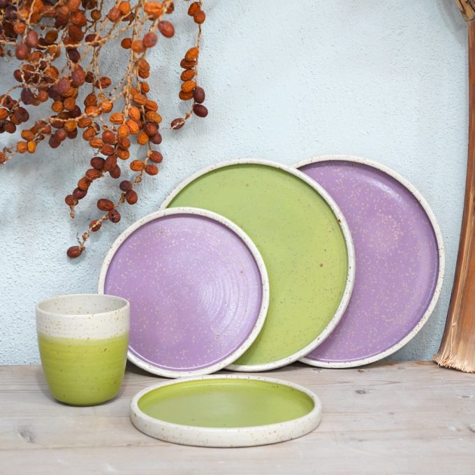 Double coloured plate "Purple-Green"