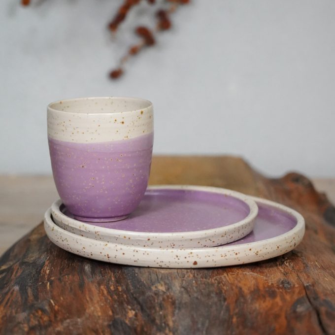 Double coloured plate with cup "Purple-Green"