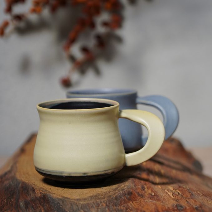 Coffee mug "For the left handed"